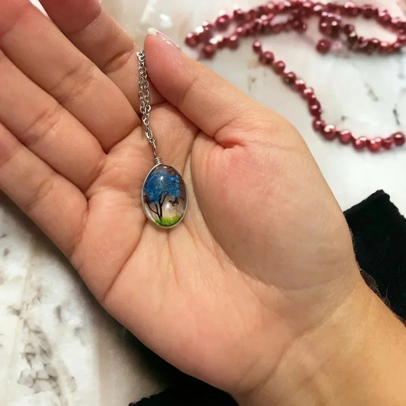 Resin Flower Pressed & Tree Oval Pendant Charm Stainless Steel Necklace - Picture 2 of 2